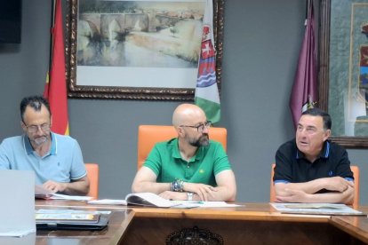 Un momento de la celebración de la Junta Local de Seguridad por las Justas del Passo Honroso.