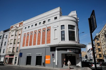 Teatro Trianón visto desde fuera. ángelopez