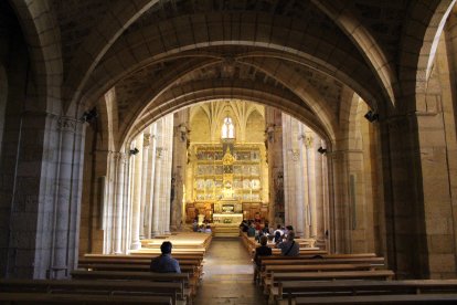 El interior de la Real Colegiata de San Isidoro conserva siglos de historia y algunas de las leyendas más conocidas de León.