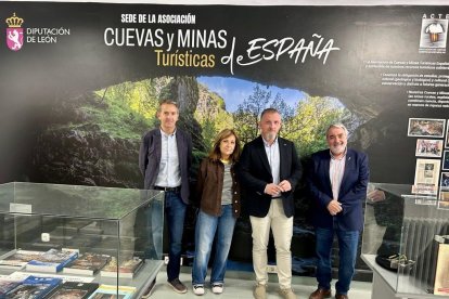 Un momento del acto celebrado este sábado con motivo del 60 aniversario de Valporquero.