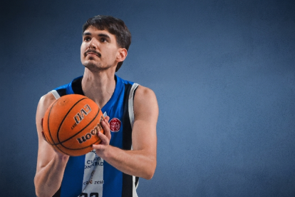 Antonio Morales sigue en Ponferrada.