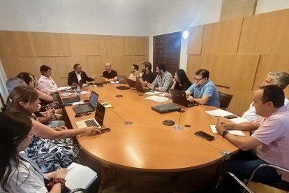 La Diputación de León ha presentado el proyecto europeo Transnatura, una iniciativa de cooperación transfronteriza entre España y Portugal.