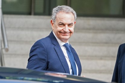 El expresidente del Gobierno José Luis Rodríguez Zapatero a su llegada a la Audiencia Nacional, a 17 de junio de 2026, en Madrid (España). 