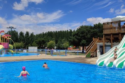 Todo está preparado para disfruta de una nueva temporada de baño y diversión en Valencia.