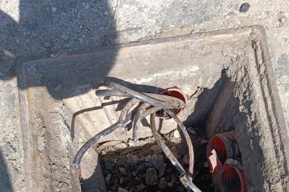Una de las arquetas asaltadas.