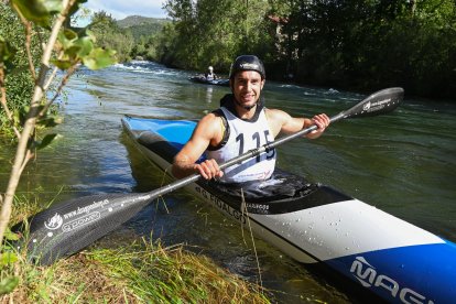El piragüista leonés Guillermo Fidalgo.