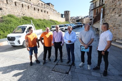 El alcalde Marco Morala y el edil Carlos Fernández en la presentación