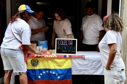El pub La Perla del Caribe de León organiza una recogida de artículos de primera necesidad y alimentos para Venezuela.