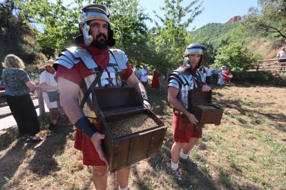 Recreacionistas de la Asociación Ludus Bergidum Flavium en Las Médulas.