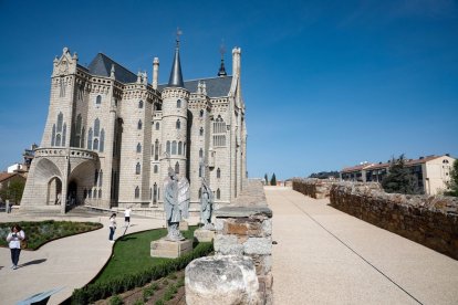 El Palacio se encuentra en pleno Año Gaudí.
