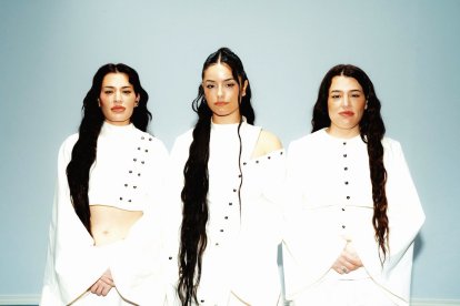 Olaia Maneiro, Aida Tarrío y Sabela Maneiro forman Tanxugueiras.