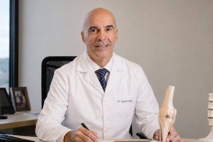 El doctor Ignacio Muro recomienda combinar entrenamiento de fuerza, una planificación individualizada y una valoración biomecánica para reducir el riesgo de lesiones al preparar un maratón.
