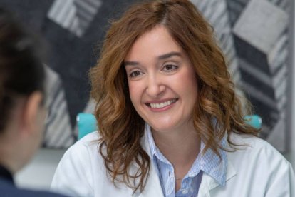 La Dra. Cristina de Hoyos recuerda que una quemadura solar es una lesión cutánea que nunca debe considerarse normal y que cada exposición excesiva al sol deja una huella en la piel.