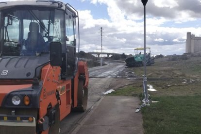 Foto de las obras de pavimentación.