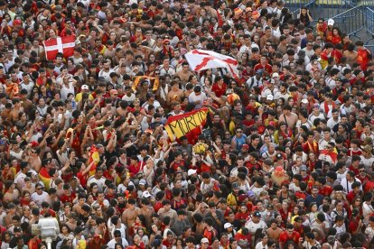 La afición española se volcó con los jugadores de la selección, campeones del Mundial.
