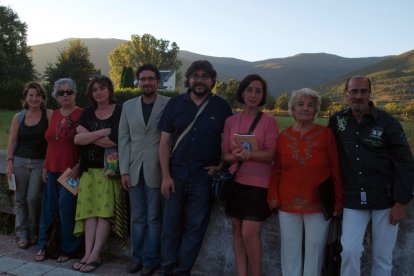 Autores participantes en anteriores encuentros literarios
