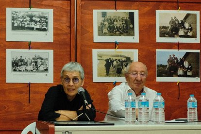 Marifé Santiago y Amancio Fernández, en el acto.