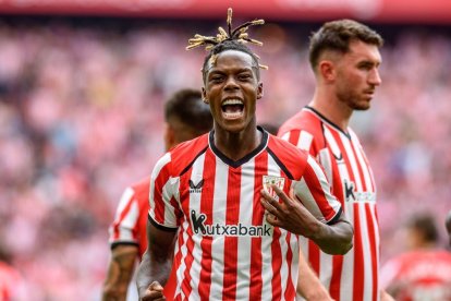 Nico Williams celebra al marcar el primer gol bilbaíno.