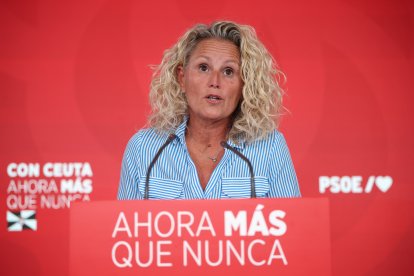 La  portavoz de la Comisión Ejecutiva Federal (CEF) del PSOE, Montse Mínguez, ofrece una rueda de prensa en la sede del PSOE, a 31 de agosto de 2026, en Madrid (España). La comparecencia ante los medios de comunicación se celebra tras la reunión de la eje.