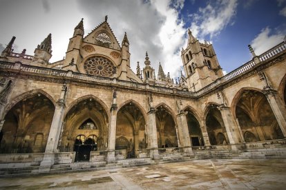 Claustro de la Catedral de León