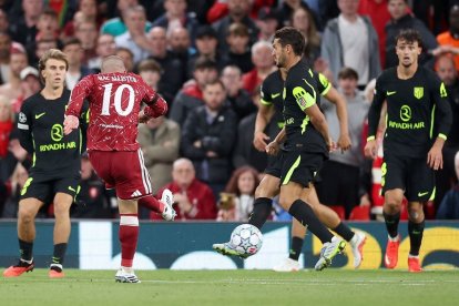 Este zurdazo de Mac Alliter supuso la remonatada del Liverpool al Atlético de Madrid.