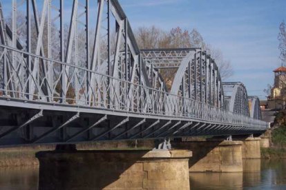 Puente metálico de Villafer, considerado único en su tipología