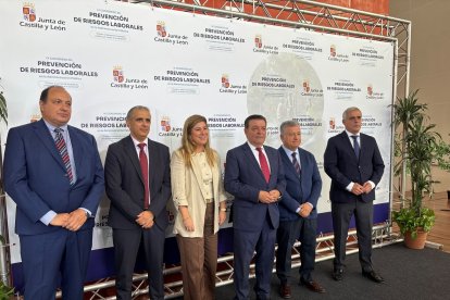 La Junta adaptará la prevención de riesgos laborales a retos como las nuevas tecnologías y la inteligencia artificial.