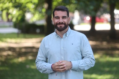 Iván Rodríguez, presidente de El Centro Mola, durante la entrevista previa a la gala