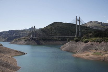 Imagen reciente del pantano de Luna.