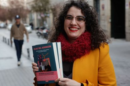 Retrato de la escritora portuguesa, Aida Dos Santos.