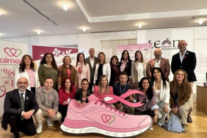 Presentación de la Carrera de la Mujer Almom-Drasanvi en el Ayuntamiento de León.