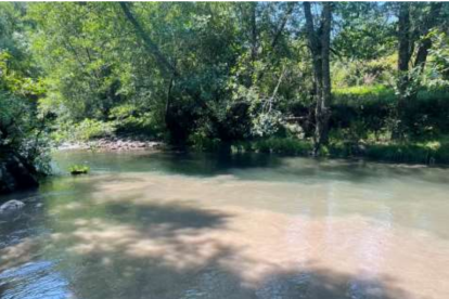 Desembocadura del río Cabo en el río Cabrera.