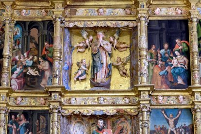 Detalle del retablo de Valdescapa de Cea.