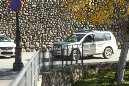 Fotografía de archivo de la Guardia Civil en una operación en Molinaseca
