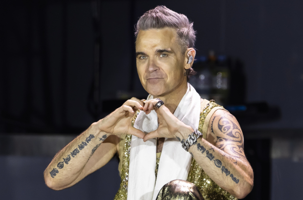 Robbie Williams en un concierto en Zurich el 22 de agosto de 2023.