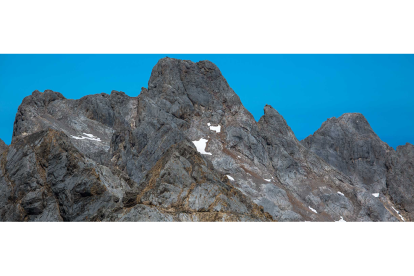 Pico Torrecerredo. DL