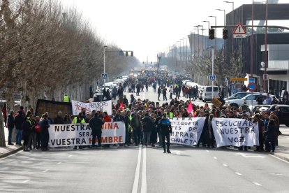 El campo estalla con una nueva tractorada en León.