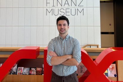 Rodrigo González en la sede de SIX en Zúrich, Suiza.