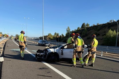 Accidente vial AP-66, km 142, sentido Asturias, a la altura de La Virgen del Camino.