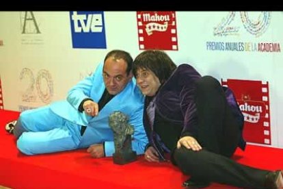 José Corbacho y Juan Cruz se llevaron el premio a la mejor dirección novel por «Tapas», su primera incursión cinematográfica.