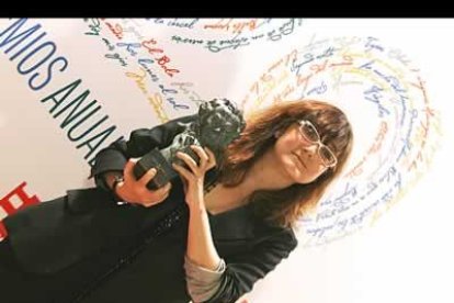 Isabel Coixet ha subido al estrado para recoger dos premios, el de mejor guión original y el de mejor dirección.