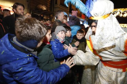 Cabalgata de Papa Noel en León. RAMIRO