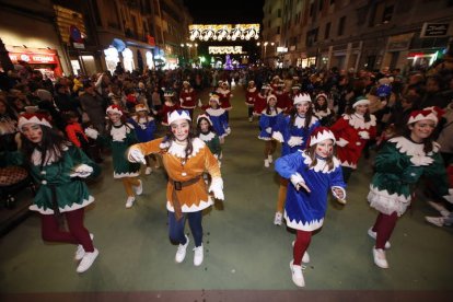 Cabalgata de Papa Noel en León. RAMIRO