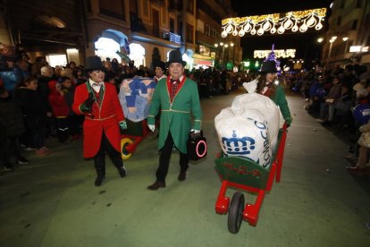 Cabalgata de Papa Noel en León. RAMIRO