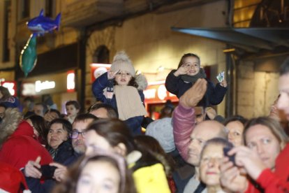 Cabalgata de Papa Noel en León. RAMIRO