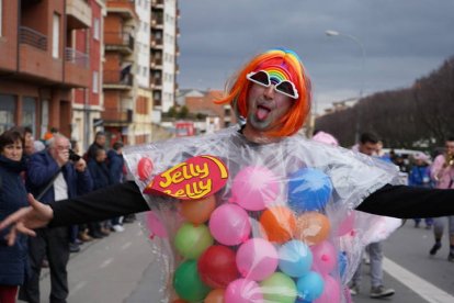 Gran desfile del sábado de Piñata en Astorga. J. NOTARIO