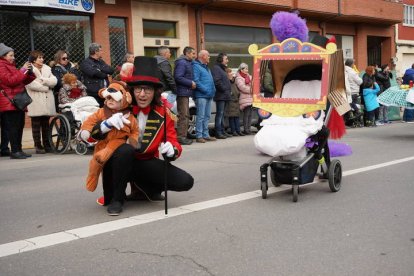Gran desfile del sábado de Piñata en Astorga. J. NOTARIO