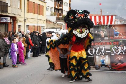 Gran desfile del sábado de Piñata en Astorga. J. NOTARIO