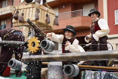 Gran desfile del sábado de Piñata en Astorga. J. NOTARIO