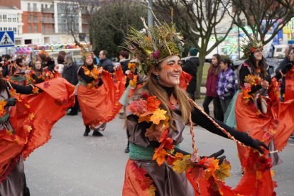 Gran desfile del sábado de Piñata en Astorga. J. NOTARIO